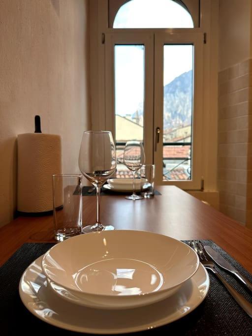 Comfy Apartment In Lecco 2 Exterior photo